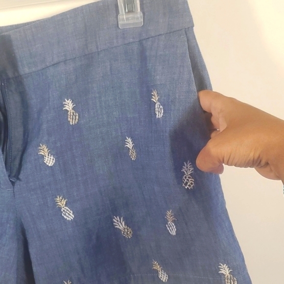LOFT Riviera Shorts Pineapple Embroidered Chambray Blue 14 - Picture 6 of 13